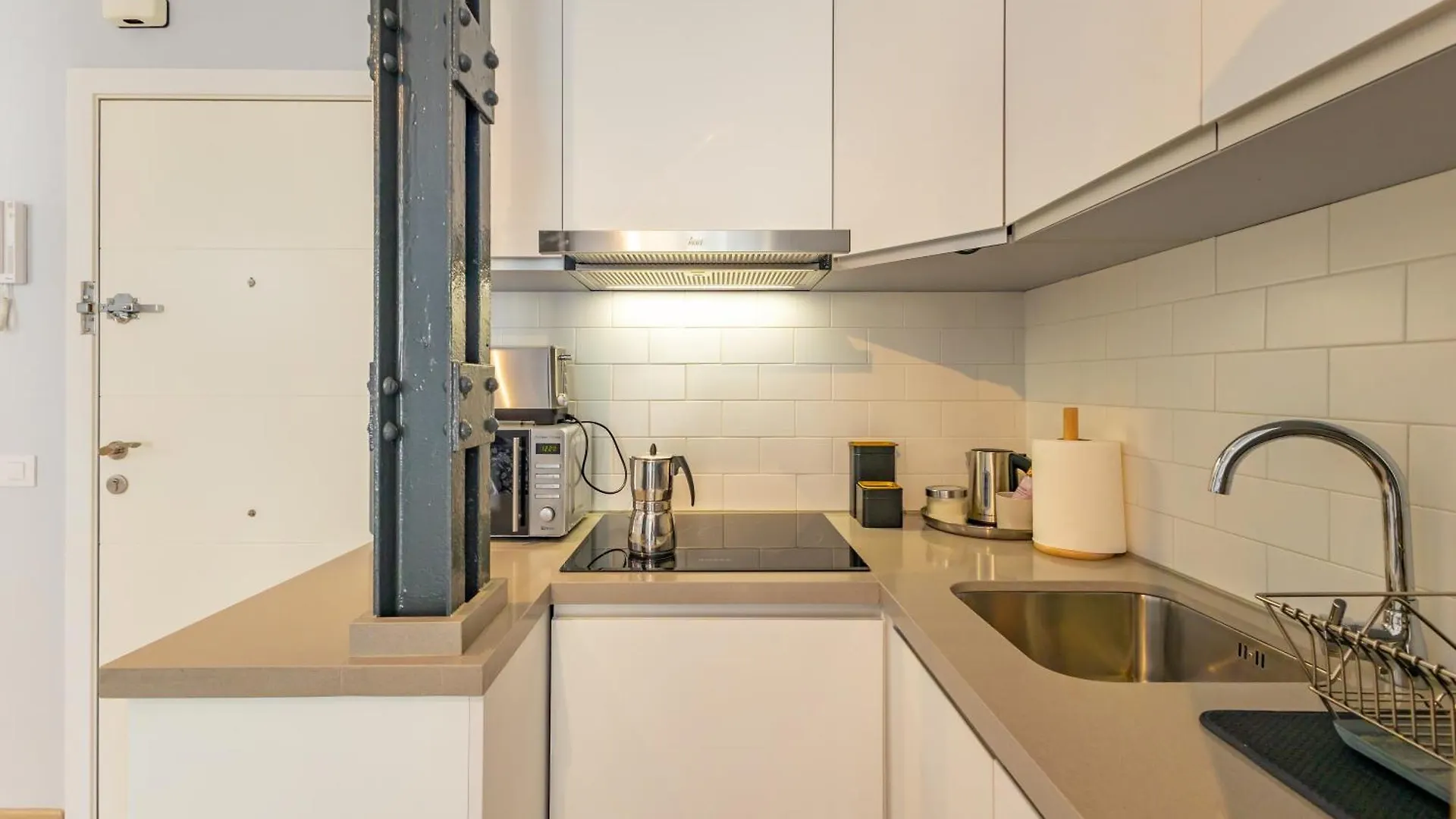 Charming 2 Bedroom Apartment At Iconic Triana Neighborhood By Ocityzen Sewilla Hiszpania