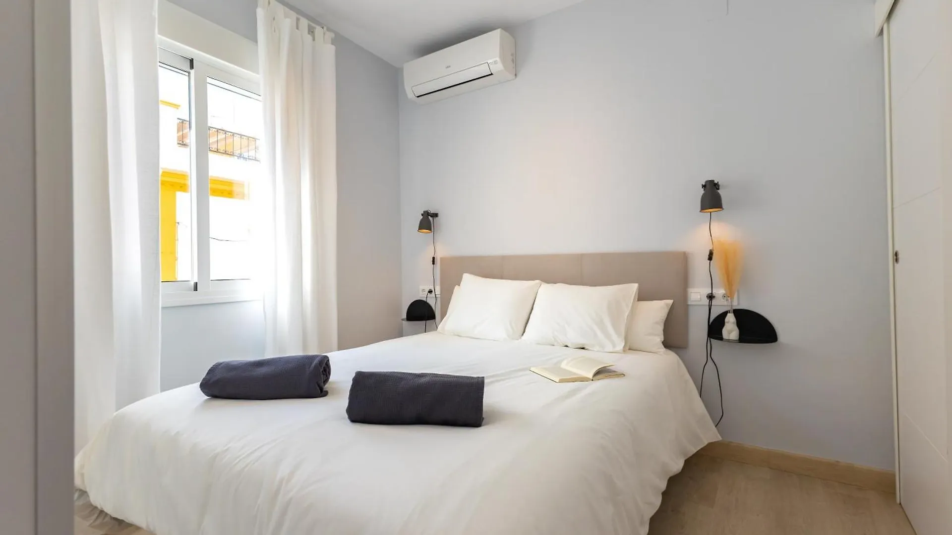 Charming 2 Bedroom Apartment At Iconic Triana Neighborhood By Ocityzen Sewilla