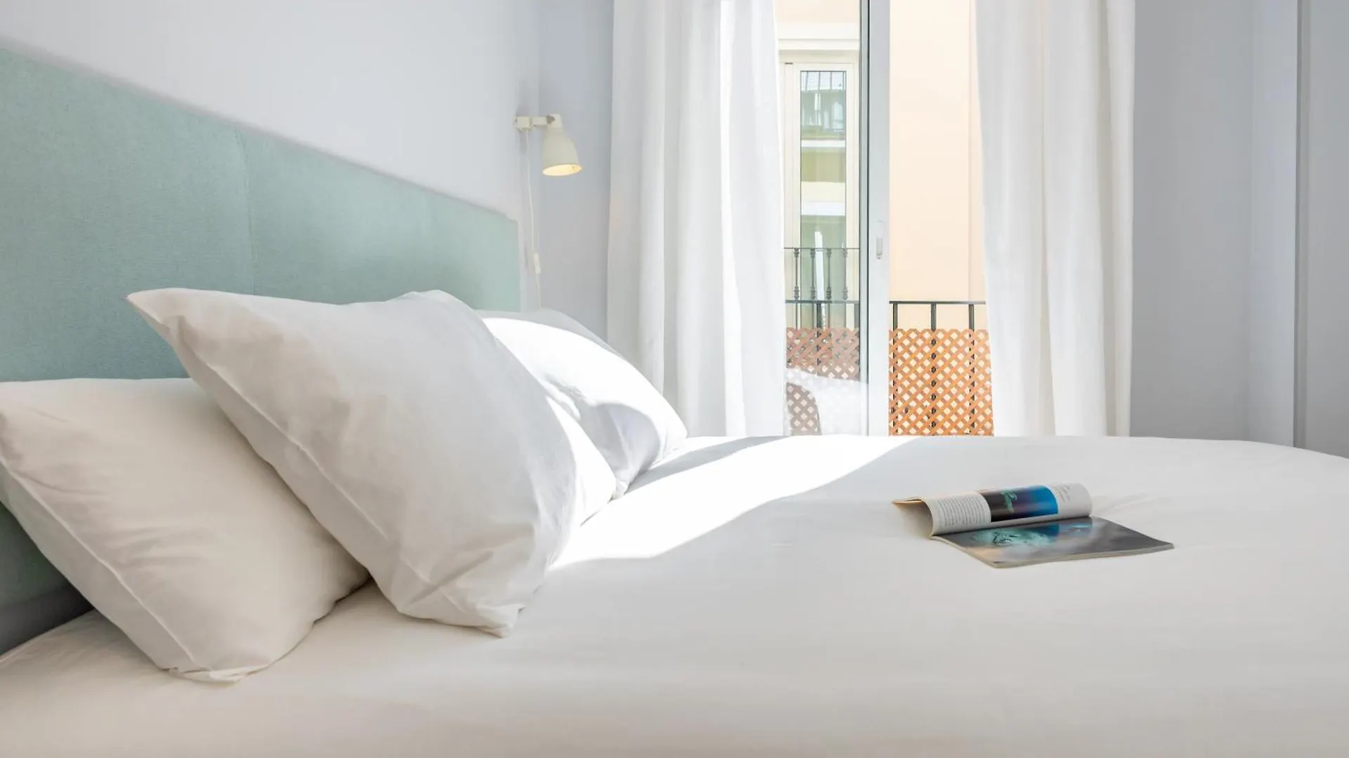Charming 2 Bedroom Apartment At Iconic Triana Neighborhood By Ocityzen Sewilla