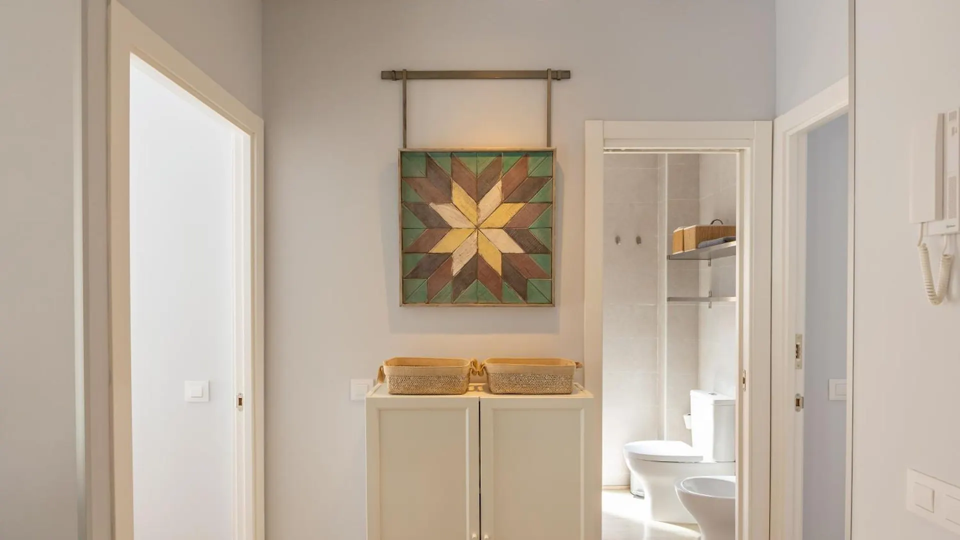Charming 2 Bedroom Apartment At Iconic Triana Neighborhood By Ocityzen Sewilla